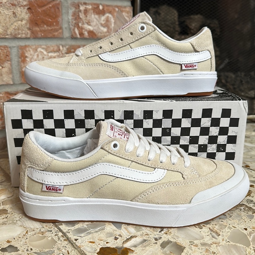 Vans Berle white cap waffle control skateboarding